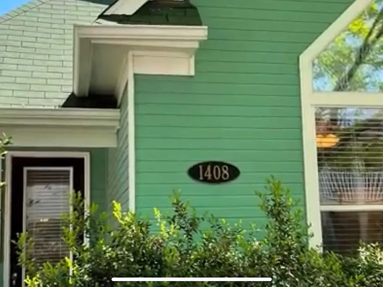 1408 Island Town Dr — Photo 1