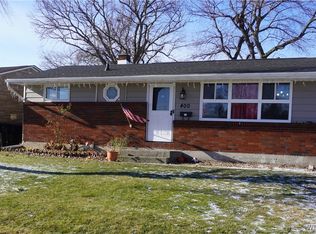 400 Two Mile Creek Rd, Tonawanda, NY 14150