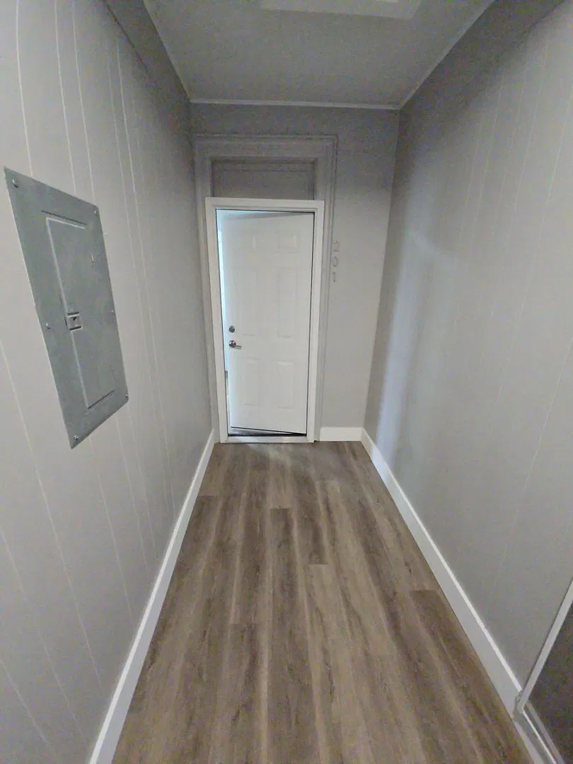 116 E Section St - APT 201 — Photo 1