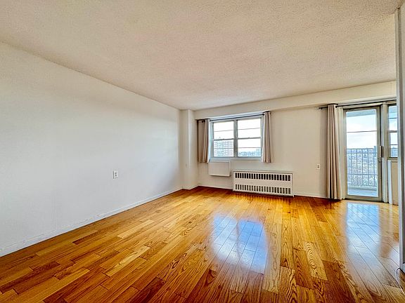 3rd image of 4750 59th St APT 7G
