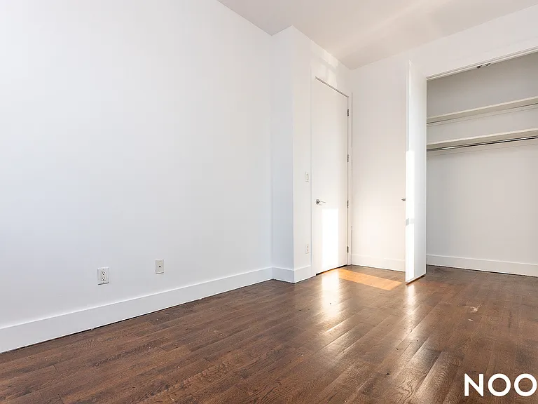 137 Hart St #1 — Photo 7