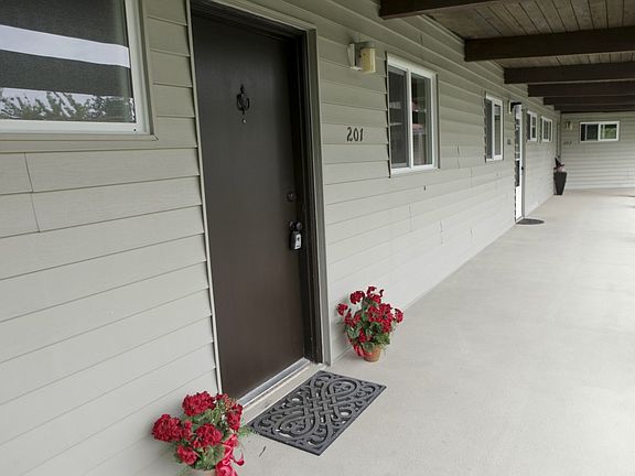 3rd image of 315 10th Ave S APT 201