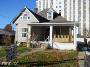 747 S Campbell Ave, Springfield, MO 65806