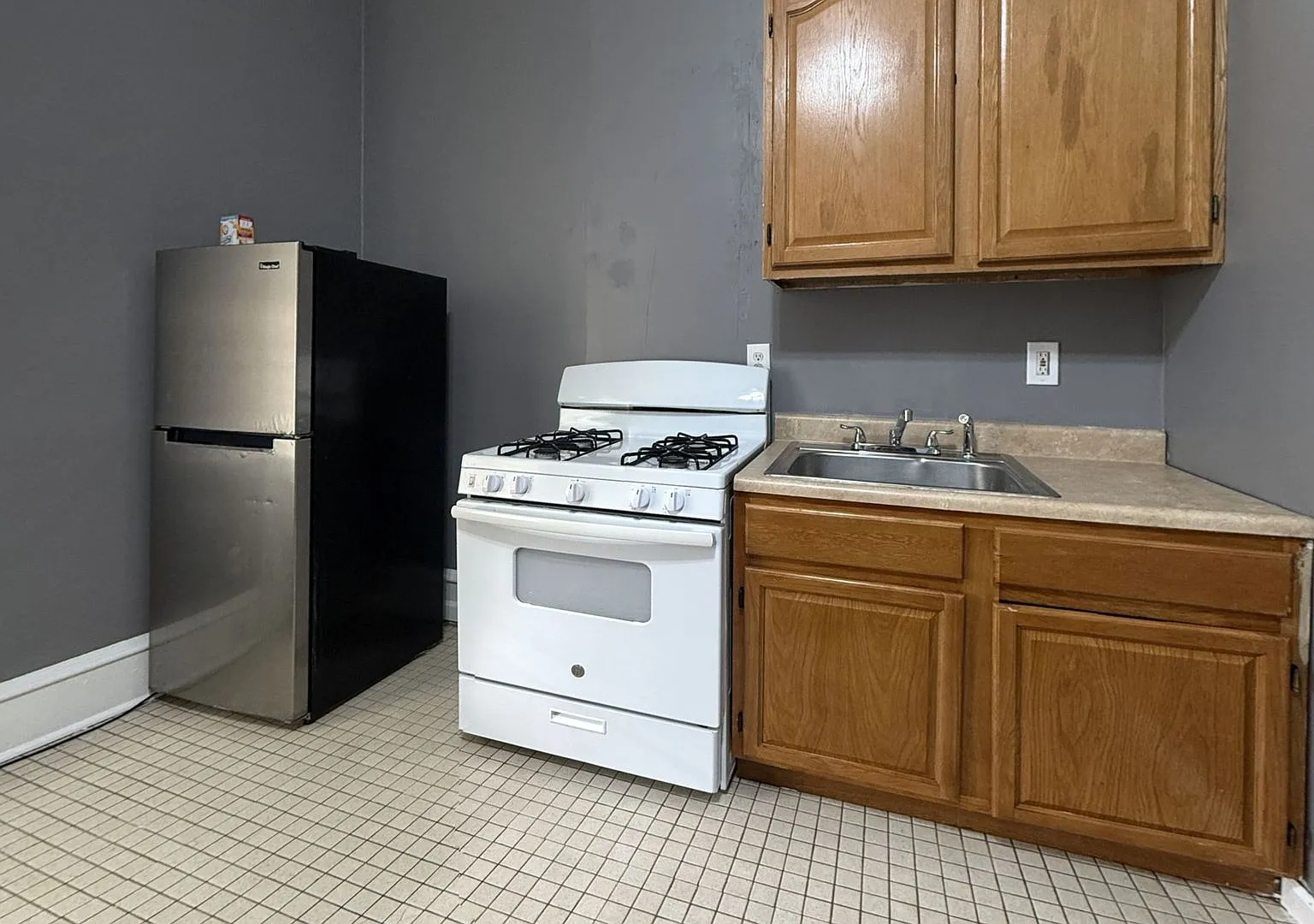 1653 Harrison Street — Photo 2