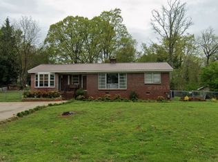 127 Judy Dr, Pickens, SC 29671