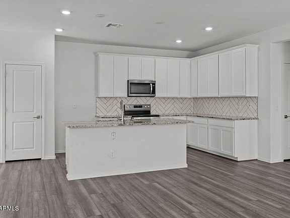 3rd image of 18354 E DONATO Drive