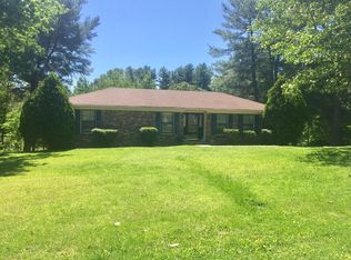 515 S Pawnee Dr, Springfield, TN 37172