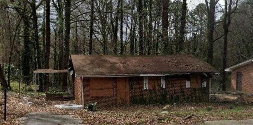 1st image of 65 Oak Dr SW