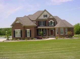 6000 Beach Rd, Wadsworth, OH 44281