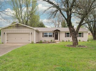 731 Hilltop Dr, Alma, AR 72921