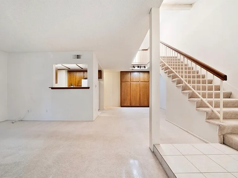 2376 S Mira Ct — Photo 2