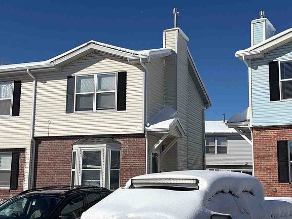 3rd image of 16415 E 17th Pl