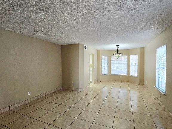 4th image of 9013 Quiet Cove Way