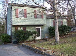 9401 Lost Forest Dr, North Chesterfield, VA 23237