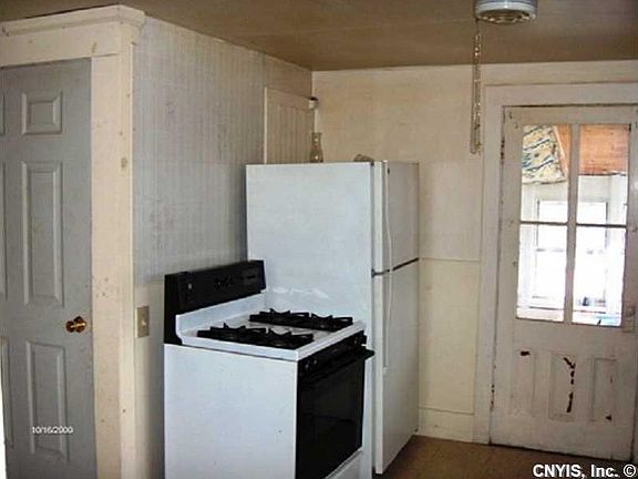 4th image of 14 Pearne Ave