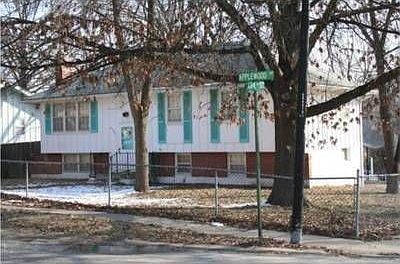 1st image of 13329 Applewood Dr