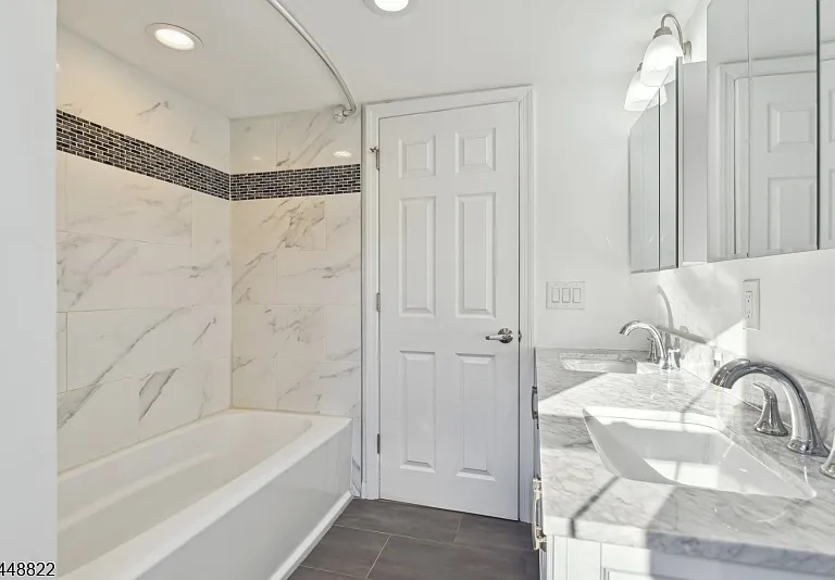 43 Howe Ave #2 — Photo 22