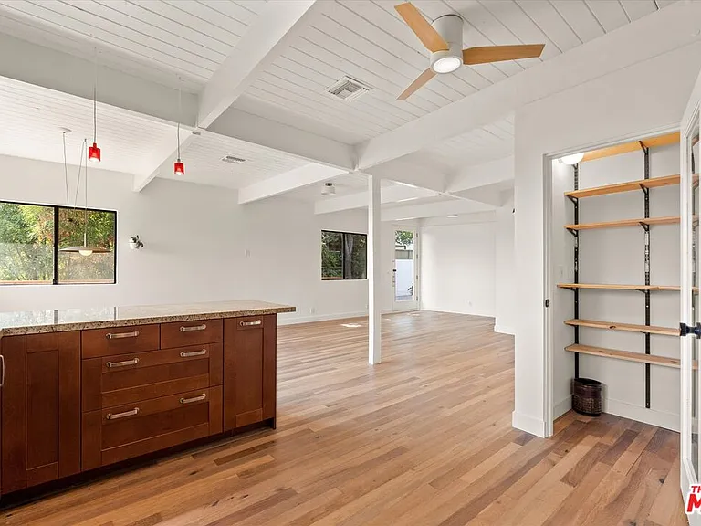 4950 Marmol Dr — Photo 16
