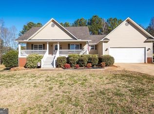 509 Aaron Cir, Gray, GA 31032