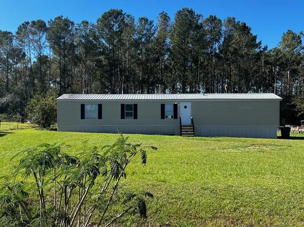 6318 Pine Lake Cir, Ray City, GA 31645