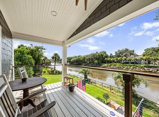1315 S Edgewater Dr, Charleston, SC 29407