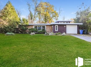 3 W Oxford Pl, Mount Prospect, IL 60056