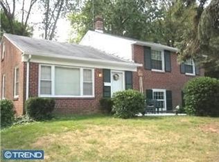 204 Governors Dr, Wallingford, PA 19086