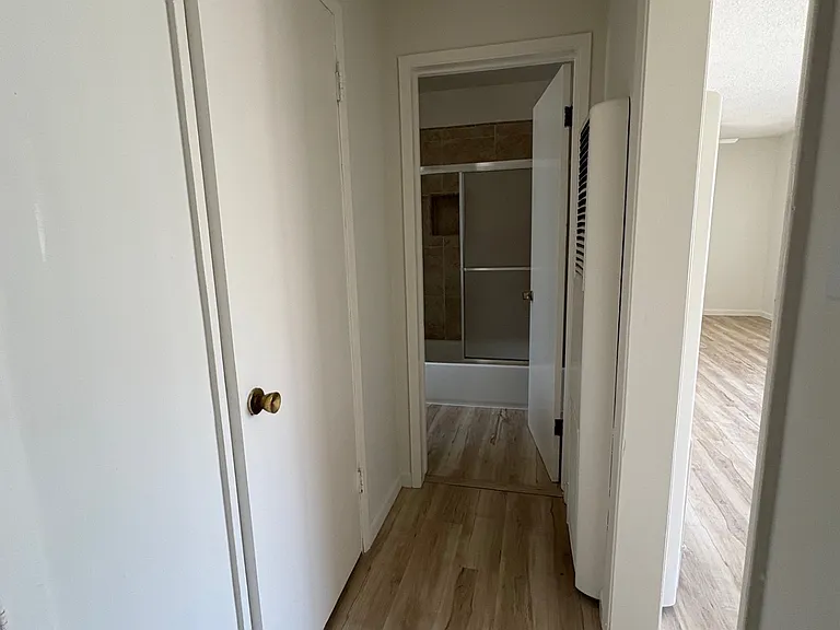 350 E Plymouth St #3 — Photo 10