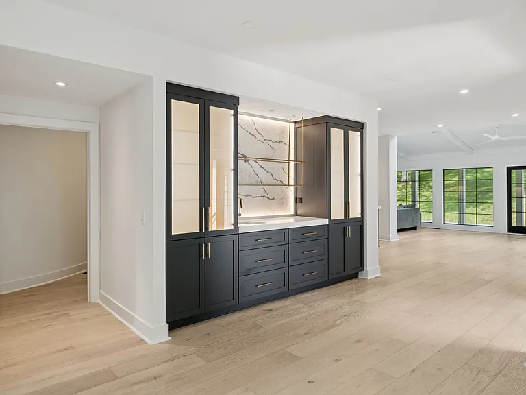Wet Bar