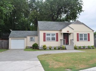 3637 Riverside Dr, Tulsa, OK 74105