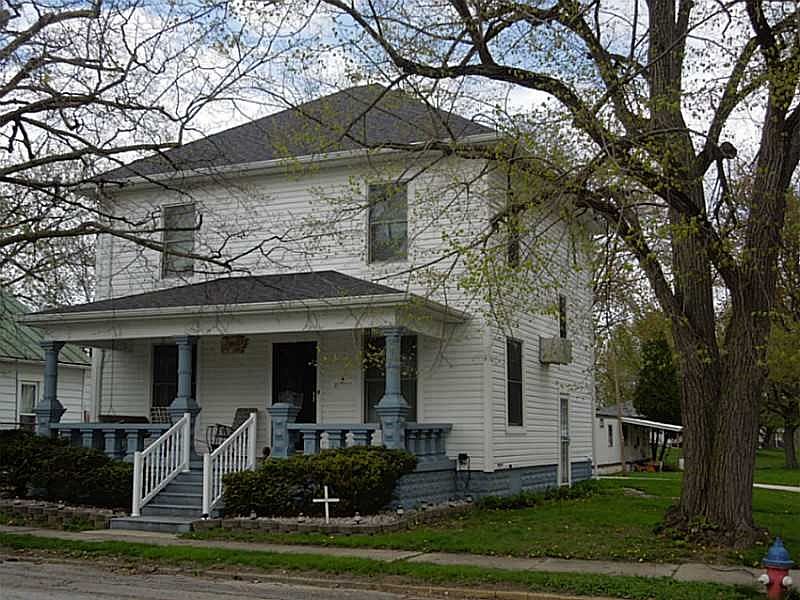 1st image of 230 Pearl St