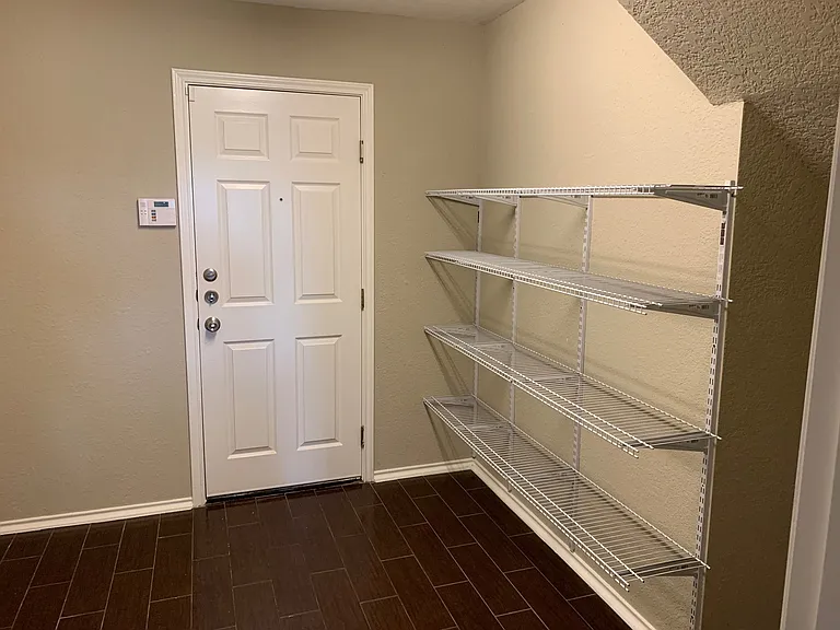 5716 Watercress Dr — Photo 13