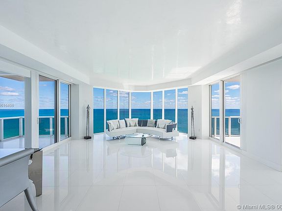 3rd image of 19333 Collins Ave #Penthouse 2501