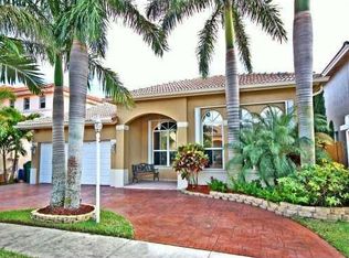 15910 SW 66th Ter, Miami, FL 33193