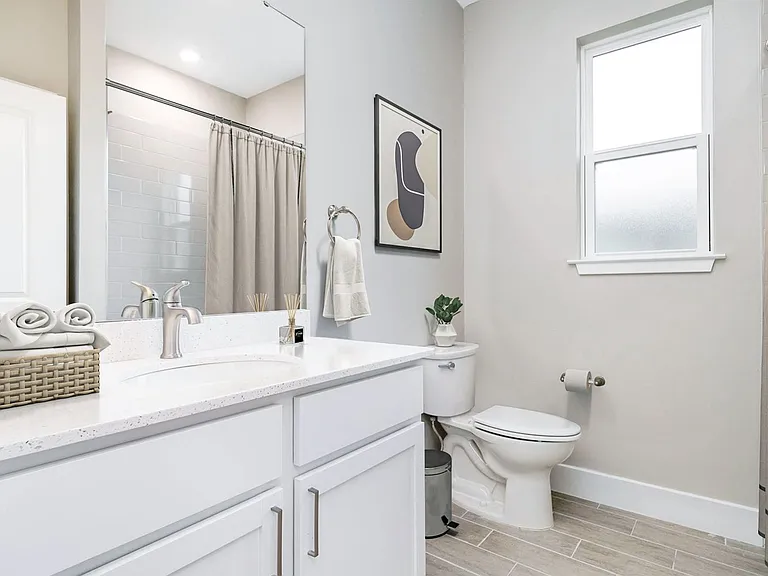 2206 NW 17th Pl — Photo 15