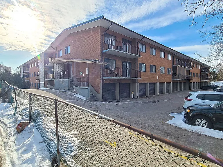 80 Blackfriar Ave #203 — Photo 16