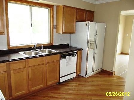 5th image of 230 Quincy Ln