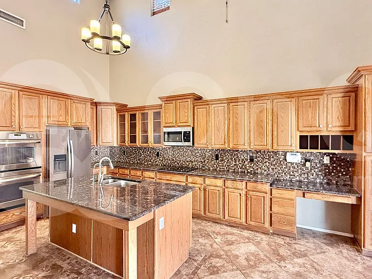 2747 W Silver Fox Way — Photo 10