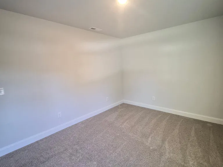 301 Harvest Dr — Photo 15