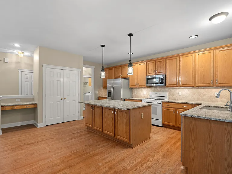 12023 Stone Forest Dr — Photo 26