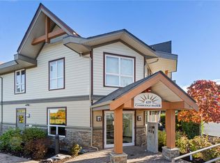 439 College Rd #203, Qualicum Beach, BC V9K 0B2