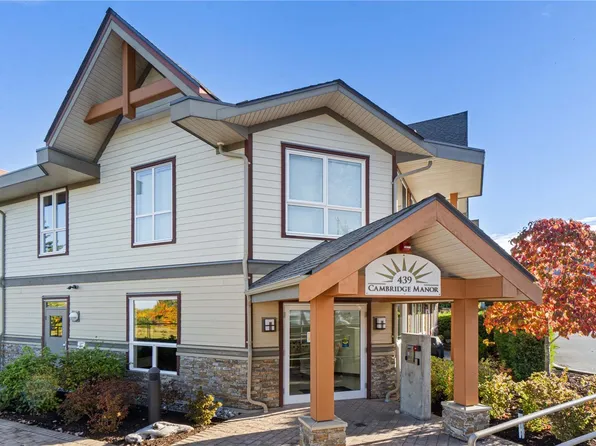 439 College Rd #203, Qualicum Beach, BC V9K 0B2