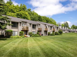 11255 E Fort Rd #2, Suttons Bay, MI 49682