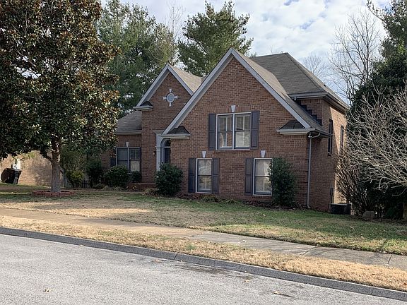 2nd image of 1204 Buckingham Cir