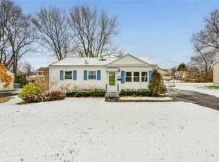 25 Peter Cooper Dr, Poughkeepsie, NY