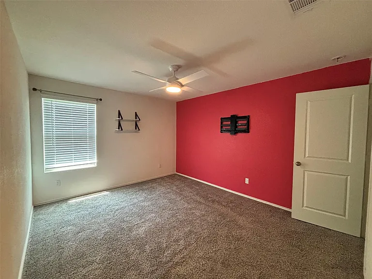 21300 Bird Wing Dr — Photo 8