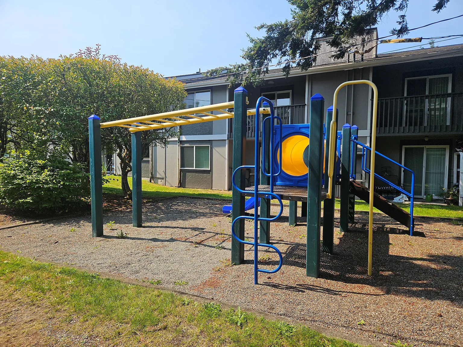 Allegra Terrace Apartments — Photo 3