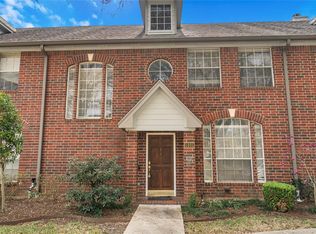 1405 El Camino Village Dr, Houston, TX 77058