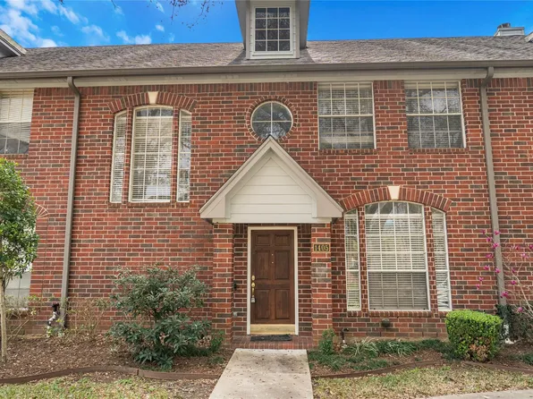 1405 El Camino Village Dr, Houston, TX 77058