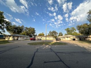 909 N 3rd St #909, Salina, KS 67401